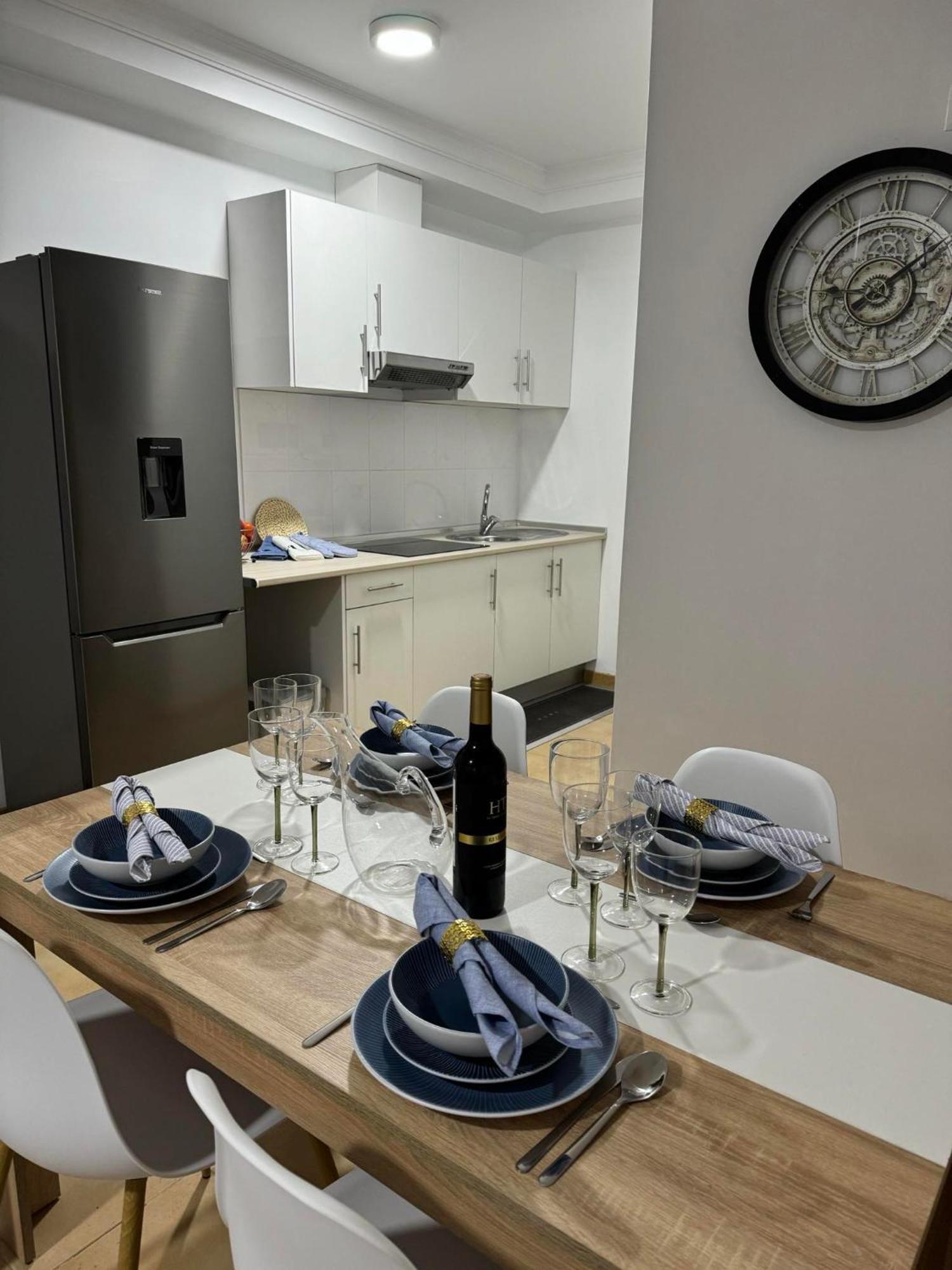 Alforra Residence 1-T2-Centro-Praias-Levadas Камара-де-Лобуш Экстерьер фото